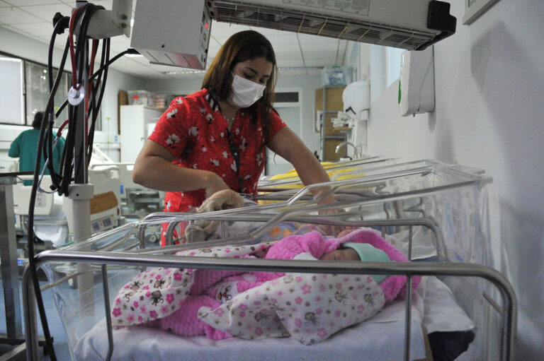 Seremi de Salud alerta: 639 lactantes en riesgo por virus sincicial en la Región de Antofagasta