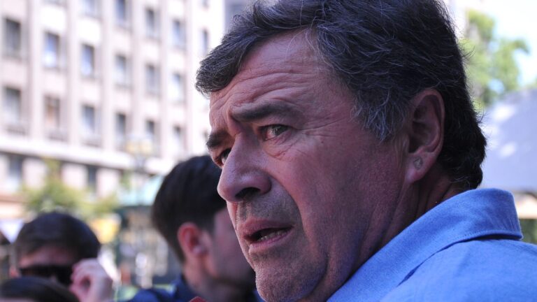 Gremios critican al ministro Valenzuela por presunta compra en el comercio informal: 