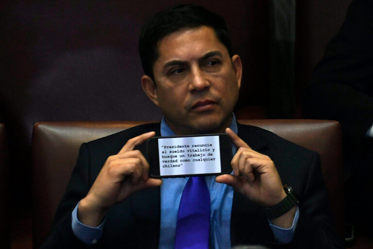 Durán cuestiona al presidente Boric durante Cuenta Pública: “Busque un trabajo de verdad como cualquier chileno”