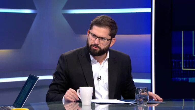 Boric destaca importancia de acuerdos con crítica a Kast: 