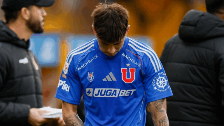 Eludió lo peor: Este es el castigo que recibió Maximiliano Guerrero en la U por su obsceno gesto contra la barra de Coquimbo