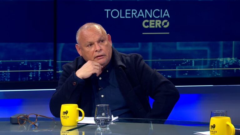 Gobernador Mundaca apunta a desgaste de campaña de Matthei tras bajar en encuestas y destaca estrategia “inteligente” de Kast