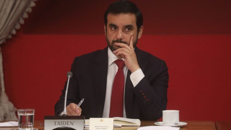 Ministro Gajardo confirma ubicación de Martín de los Santos en Brasil y avanza gestiones para su extradición