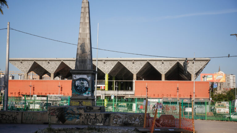 Dos dominicanos asesinados en Recoleta e Independencia en posible ajuste de cuentas entre bandas