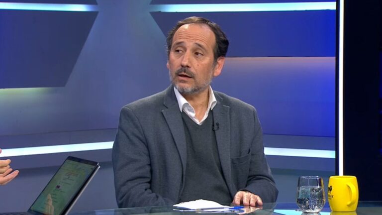 Senador Núñez (PC) afirma que la candidatura de Matthei se está “desmoronando” y que la “van a bajar dentro de poco”