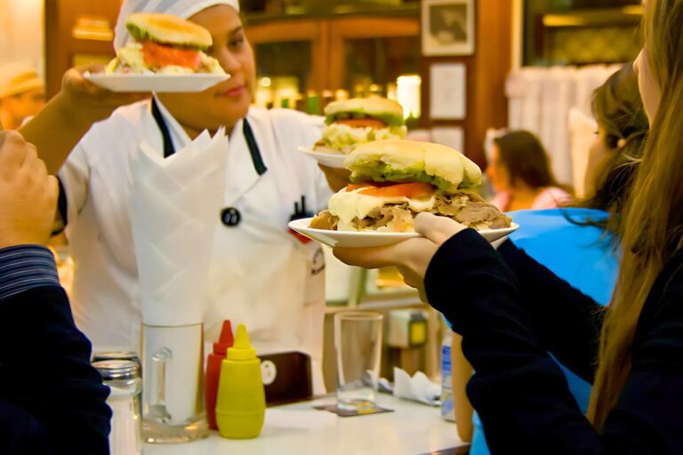 La disputa de Fuente Alemana para inscribir su marca en Chillán: Apelaron a fallo que les dio un portazo