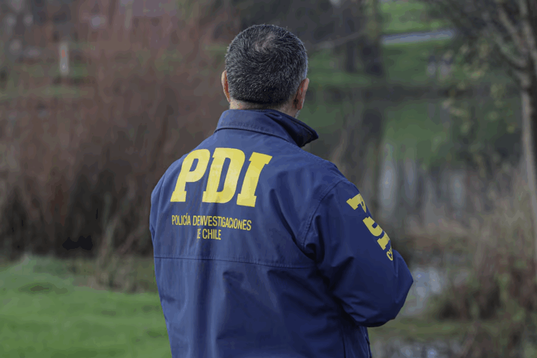 Quillota: Hallan cadáver con extremidades amputadas y lesión en el cráneo junto a vías del tren