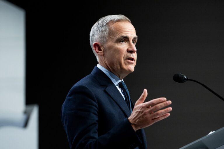 Canadá reanuda negociación comercial con Trump tras eliminar impuesto que afectaba a las tecnológicas estadounidenses