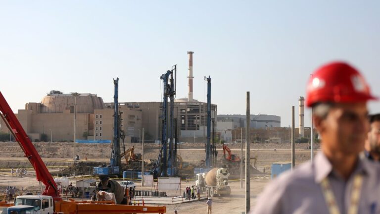 Casa Blanca monitorea posibles ataques iraníes contra base militar de EE.UU. en Catar