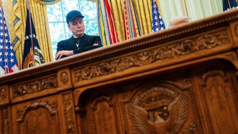 Elon Musk arriesgó bastante de su negocio al sumarse a Trump. Ahora arriesgaría aún más al romper relaciones