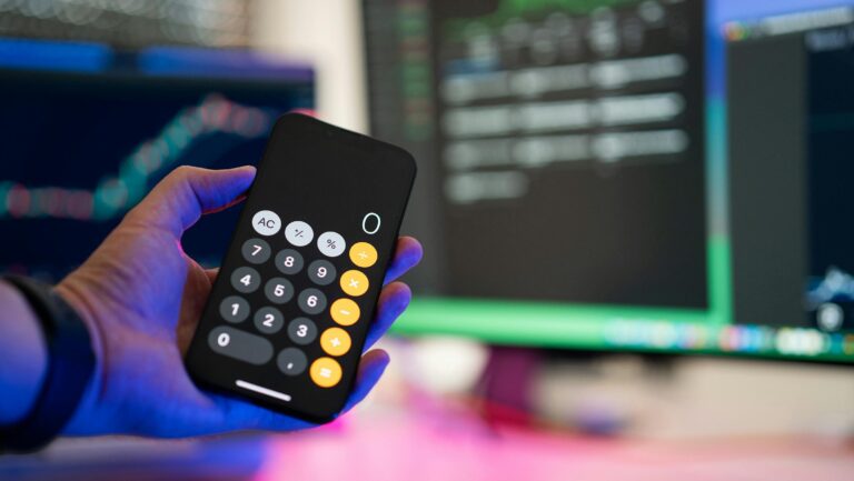 Estudio Laborum: El sueldo de la mayoría de los chilenos se acaba en menos de dos semanas