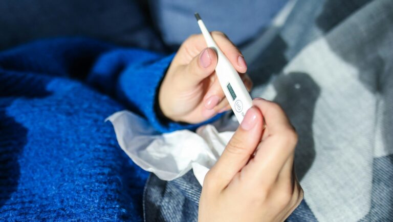 ¿Cómo prevenir virus respiratorios en casa durante el invierno?