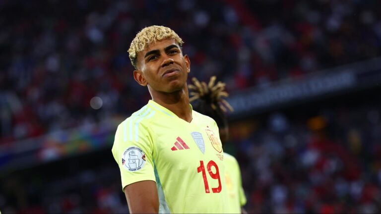 Polémica fiesta de Lamine Yamal: Piden investigar si vulneró ley de discapacidad tras contratar a personas con enanismo