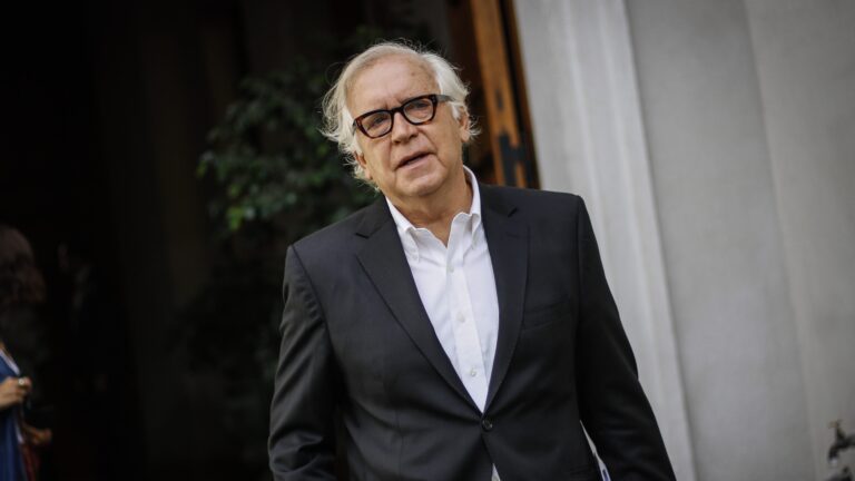 Exministro Burgos y posible balotaje entre Kast y Jara: 