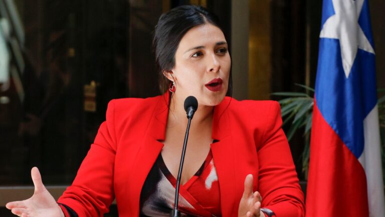 Video parodia de la UDI sobre Cataldo: Cariola dice que 