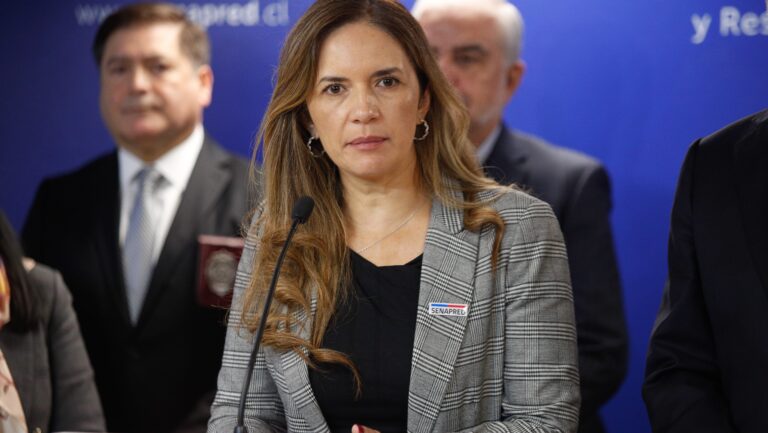 Senapred reporta alerta de tsunami en tres regiones de Chile