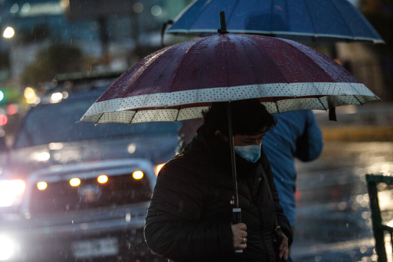 Emiten aviso por lluvias con isoterma cero alta en tres regiones del país: ¿Qué zonas afectará y cuándo?