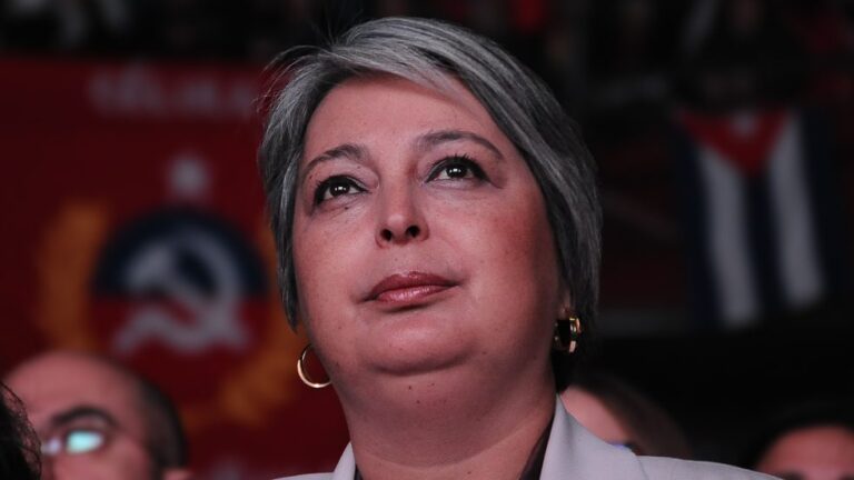 Jeannette Jara por propuesta de Evelyn Matthei tras arancel de Trump al cobre: “Que se concentre en su campaña”