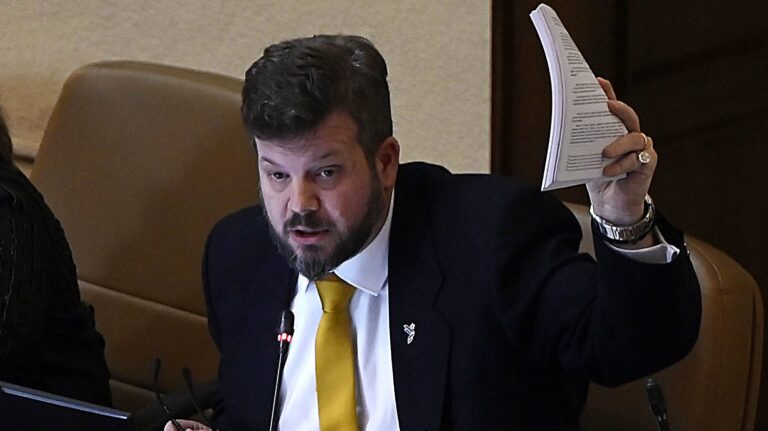 Kaiser responde al PS tras requerimiento ante el TC: “Usan las mismas tácticas de Maduro para eliminar a su competencia electoral”