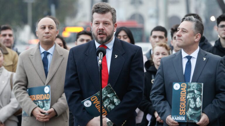 Kaiser presentó a general en retiro del Ejército como encargado de su programa de seguridad