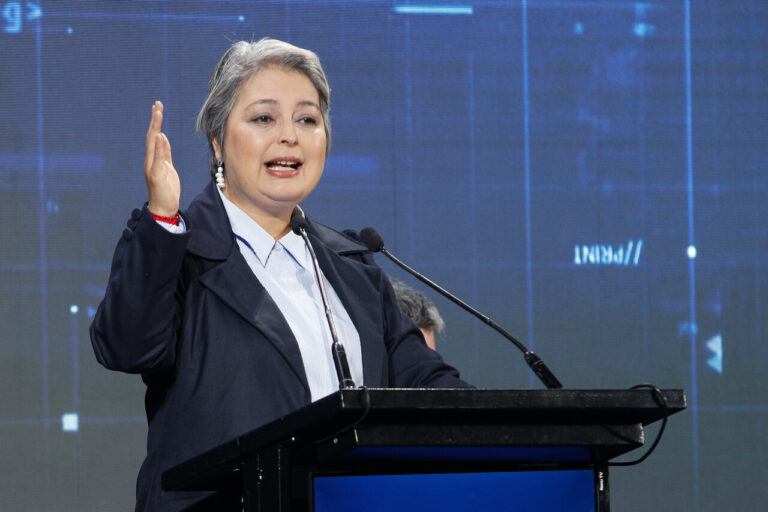 Jara y eventual gobierno: “Milei tendrá que hablar con esta ‘zurda de mierda’, si quiere a su país como yo al mío”