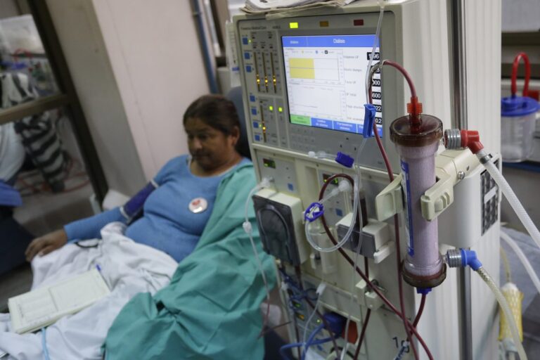 Diálisis: ¿En qué consiste y qué cobertura de salud tiene?