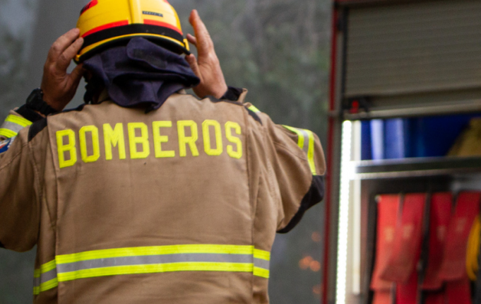 Incendio forestal en Puerto Montt: Senapred solicita evacuar sector Panitao Bajo