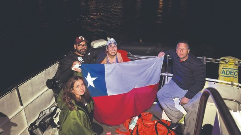 “Lo hicimos con el corazón”: Hernández tras convertirse en la primera sudamericana en completar doble cruce del Canal de la Mancha
