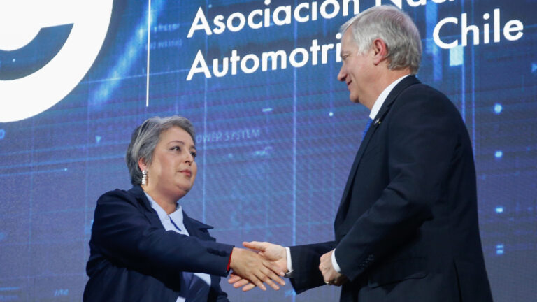 Encuesta Pulso ciudadano: Jeannette Jara registra fuerte baja y José Antonio Kast se impondría en segunda vuelta