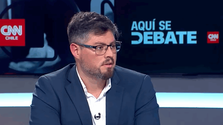 Representante de Parisi dice que Jara y su candidato encarnan la meritocracia, a diferencia de Kast, Matthei y Kaiser
