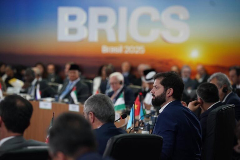Presidente Boric en cumbre BRICS: Llamó a “condenar la agresión unilateral de Rusia a Ucrania”