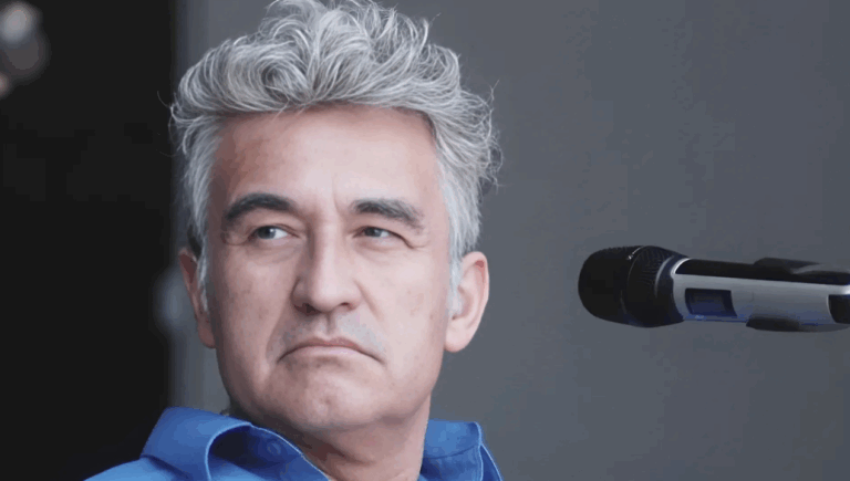 Tras 7 años de silencio musical: Jorge González vuelve a la escena con colección de canciones ambientales