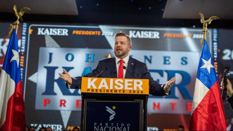 Proclamación de Johannes Kaiser: Dardos a Jeannette Jara, reproche a Chile Vamos por pensiones y presentación de su equipo