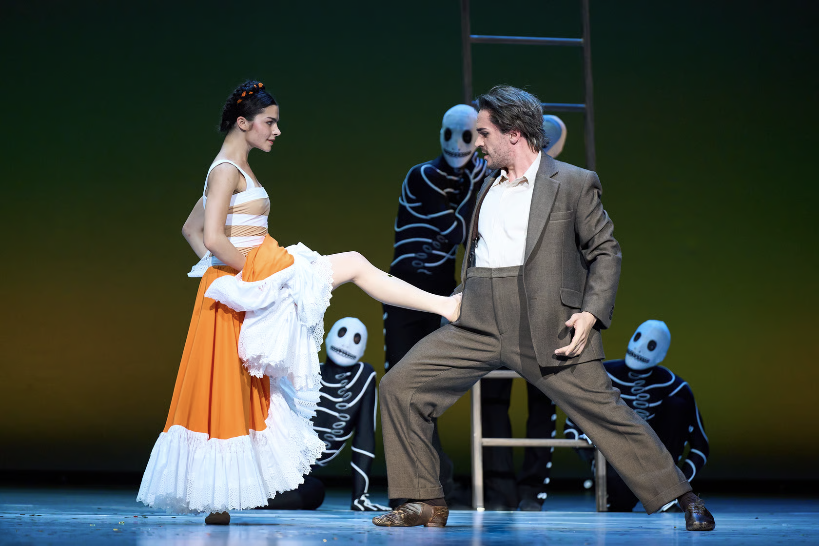 Teatro Municipal de Santiago estrena ballet inspirado en vida y obra de Frida Kahlo/Teatro Municipal