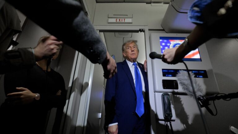 La Casa Blanca deja fuera de gira presidencial al Wall Street Journal tras publicación sobre Jeffrey Epstein