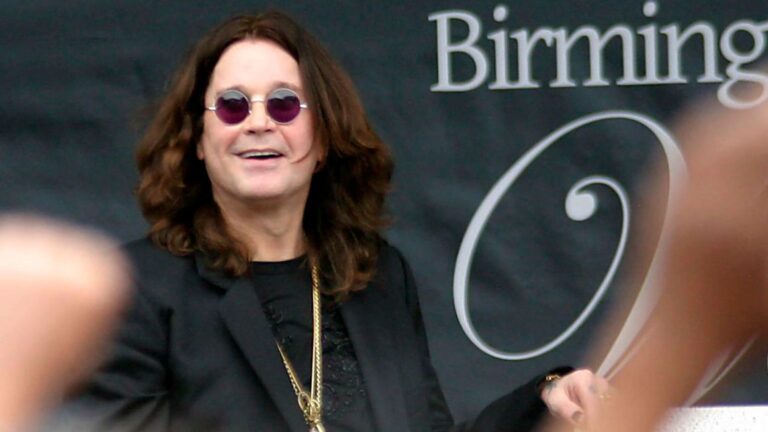 Ozzy Osbourne será homenajeado con procesión fúnebre en Birmingham, su ciudad natal