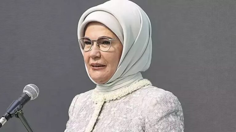 Primera dama de Turquía insta a Melania Trump a intervenir por niños de Gaza en carta urgente