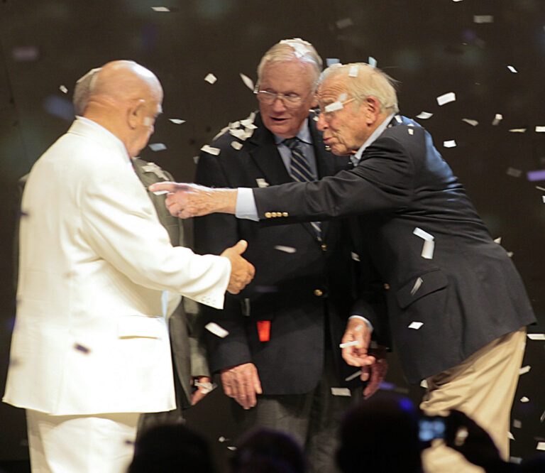 Pesar en el mundo aeroespacial: Fallece el famoso astronauta que dijo 