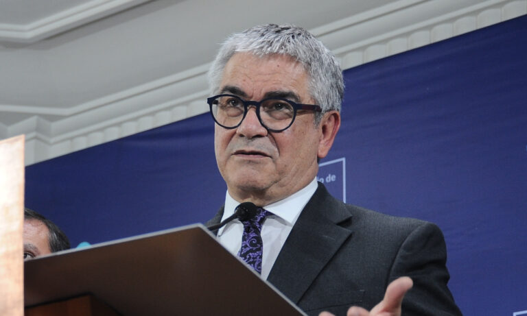 Sorpresa en el Gobierno: Mario Marcel presenta su renuncia como ministro de Hacienda