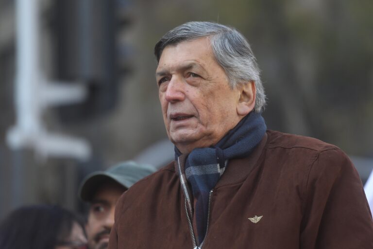 Carmona asegura que defenderá candidatura parlamentaria de Jadue 