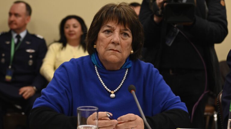 Ministra Delpiano rechaza supuesto decreto de Trump contra cárteles: “No corresponde que un grupo externo intervenga”