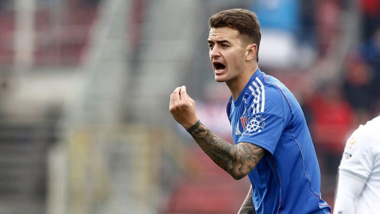 Superclásico 198: Universidad de Chile sufre la expulsión de Calderón en un duelo cargado de tensión