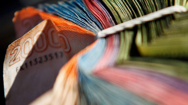 CMF denuncia a entidad que ofrece inversiones por redes sociales y aplicaciones de mensajería pero no está supervisada