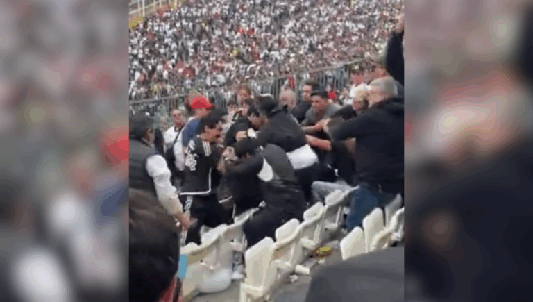 Hinchas de Colo Colo se van a los golpes en el Monumental tras goleada ante la UC