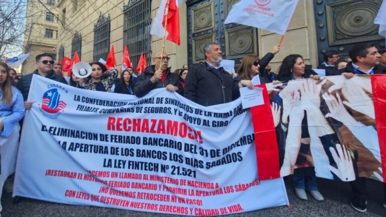 Efectos de la eliminación del feriado bancario: Sindicatos advierten 