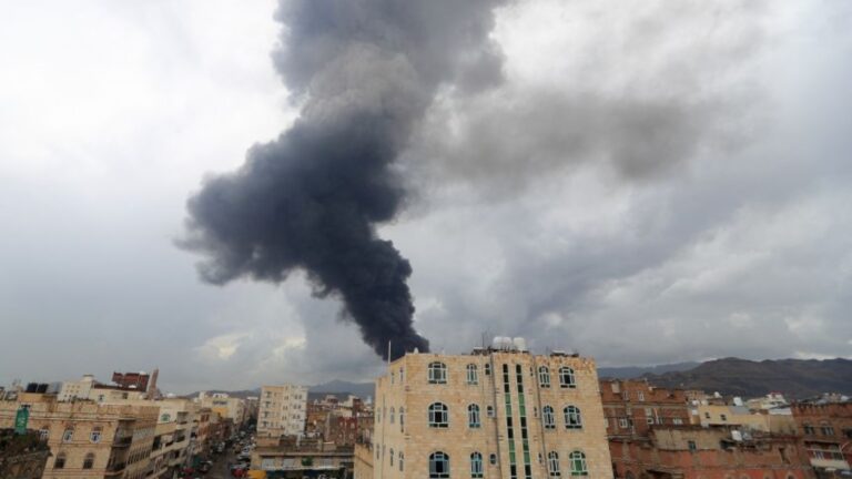 Hamás condena bombardeos israelíes en Yemen como 