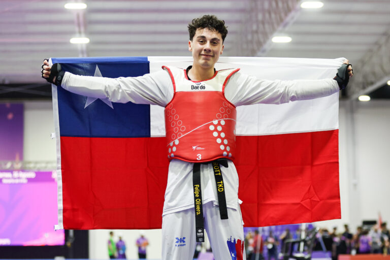 ¡Brillo chileno en los Juegos Panamericanos Junior! Felipe Olivero se lleva el oro en taekwondo