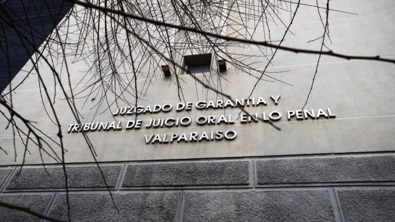 Juzgado de Valparaíso amplía detención de reos fugados de penal local