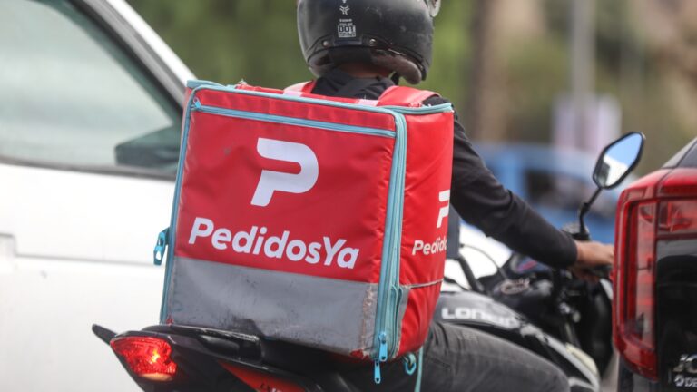 Mercado negro de cuentas de repartidores: ¿Un vacío legal que pone en riesgo la seguridad vial?
