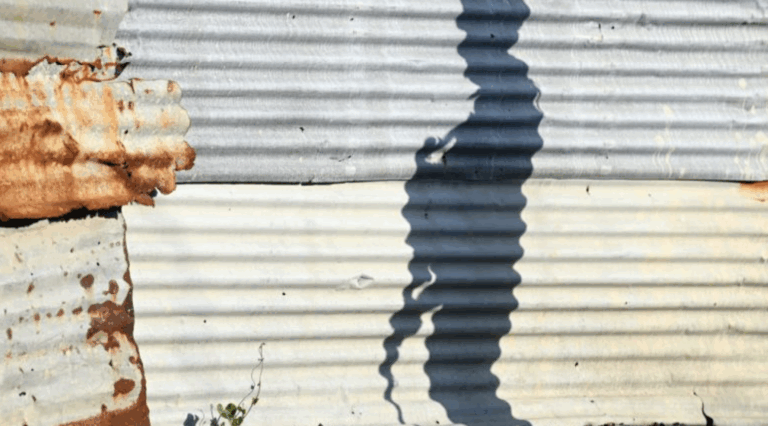 Ecuador: Balacera frente a discoteca deja ocho muertos y tres heridos